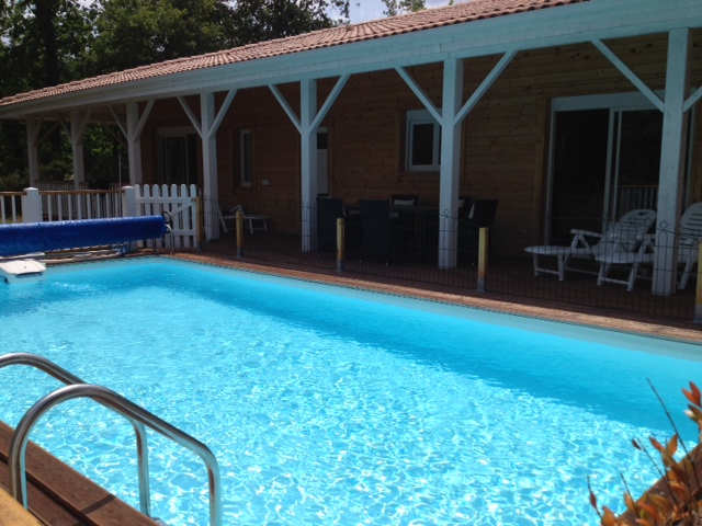 Hourtin house rental - Pool and terrace